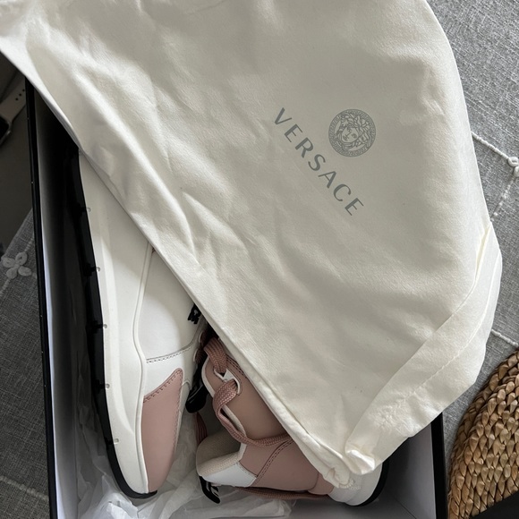 VERSACE SNEAKERS | authentic | NEW - Picture 6 of 9